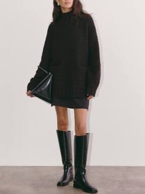 Everlane Black Knee-High leather riding boot Size 7.5-NEW